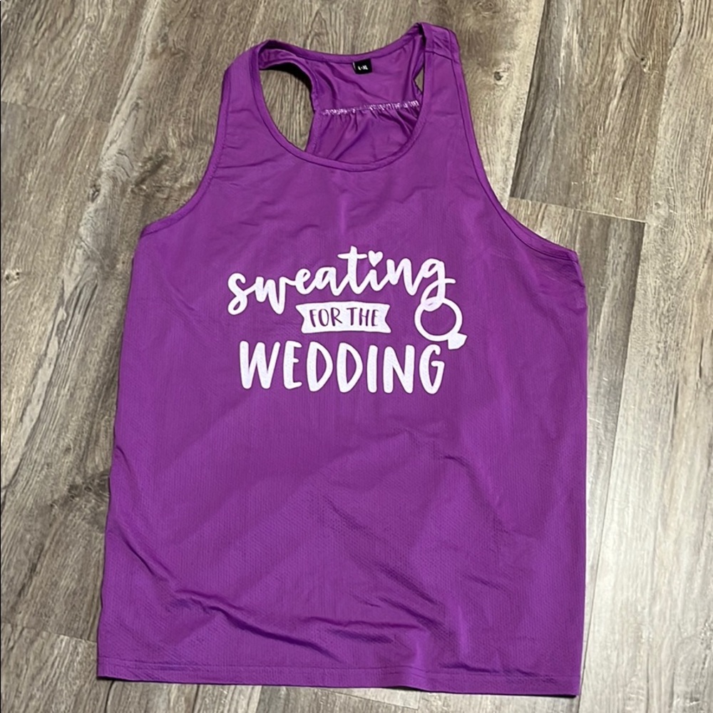 Sweating for the Wedding Top Size L-XL
